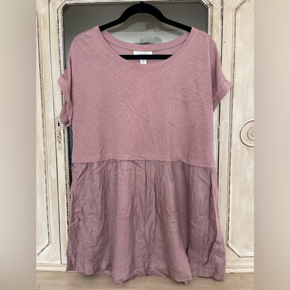 NWT Motherhood Maternity tunic top. Large.